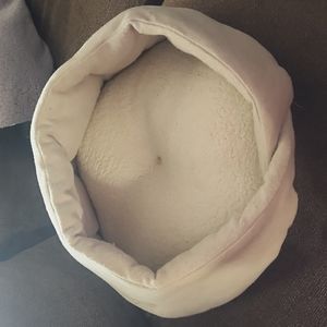 Boots and Barkley Pet bed